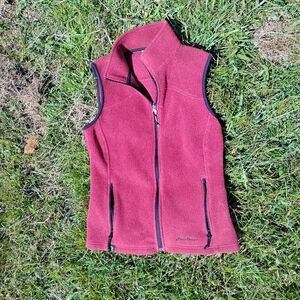 Eddie Bauer Women's Fleece Vest - Burgundy